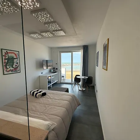 Marina Seaside Отель типа 