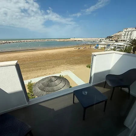 Bed & Breakfast Marina Seaside *