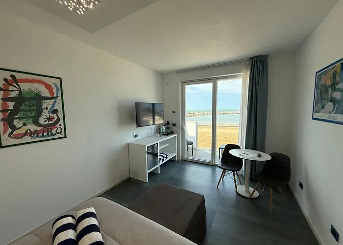 Bed and breakfast Marina Seaside *