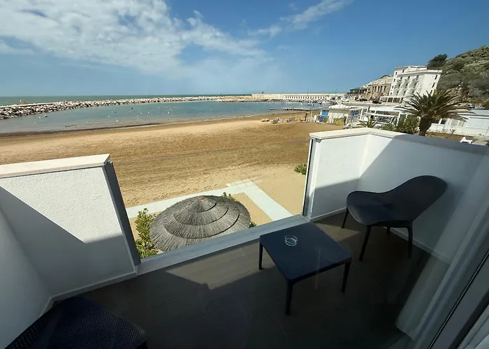 Bed and breakfast Marina Seaside *